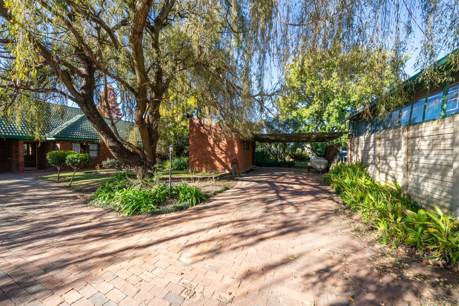 4 Bedroom Property for Sale in Benoni AH Gauteng