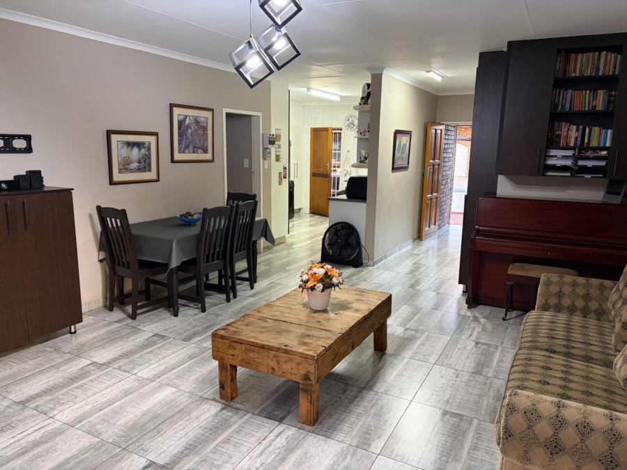 3 Bedroom Property for Sale in Three Rivers Gauteng