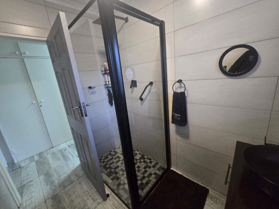 3 Bedroom Property for Sale in Three Rivers Gauteng