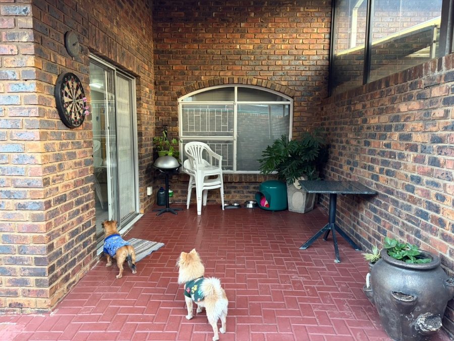3 Bedroom Property for Sale in Three Rivers Gauteng