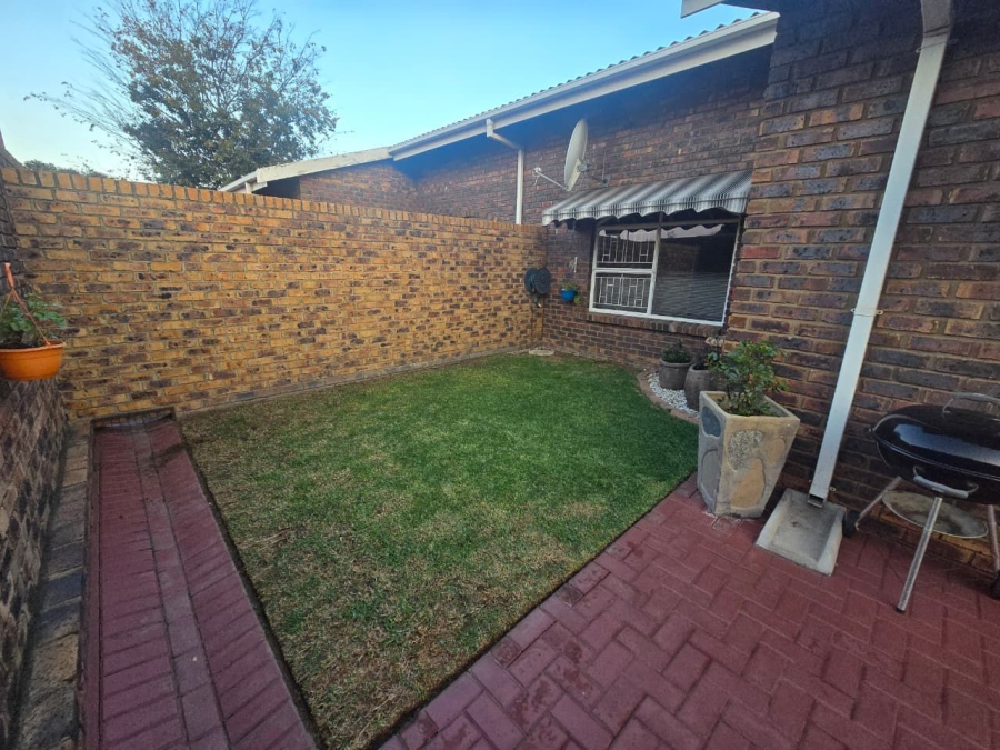3 Bedroom Property for Sale in Three Rivers Gauteng