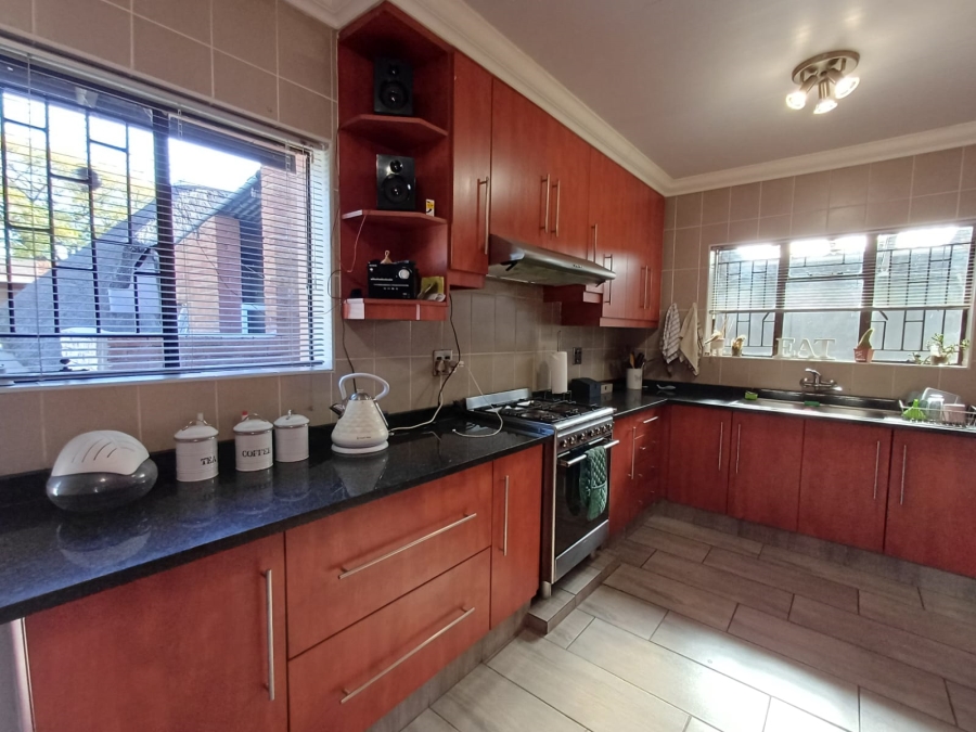 3 Bedroom Property for Sale in Vanderbijlpark CW 5 Gauteng