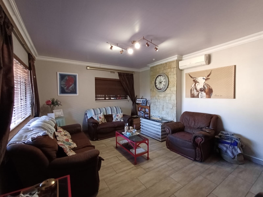 3 Bedroom Property for Sale in Vanderbijlpark CW 5 Gauteng
