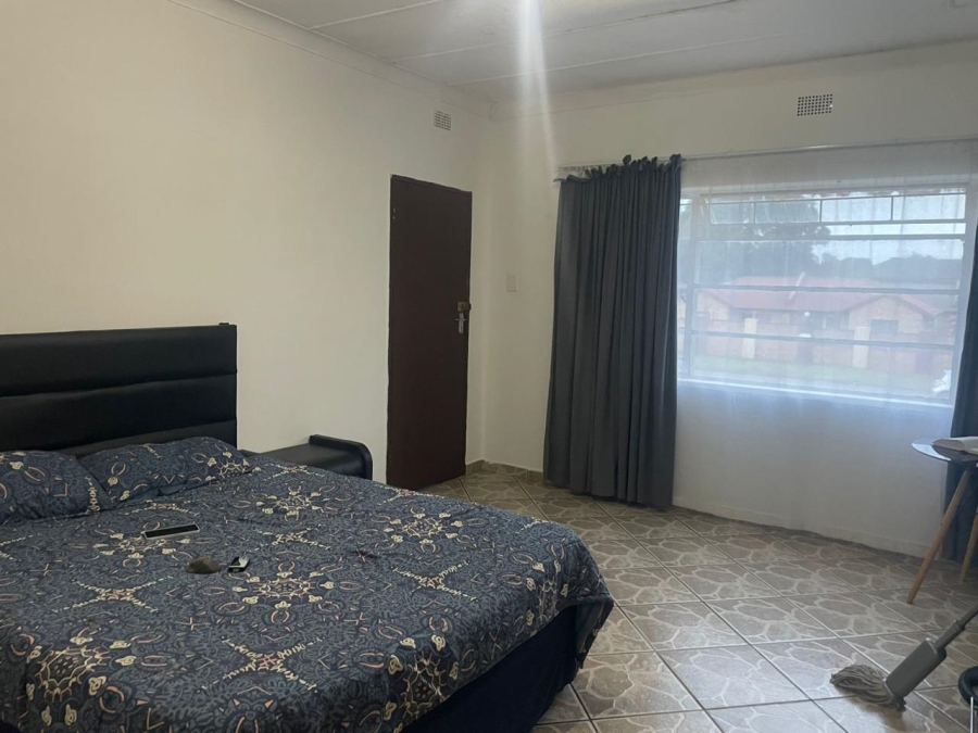 1 Bedroom Property for Sale in Meyerton Central Gauteng