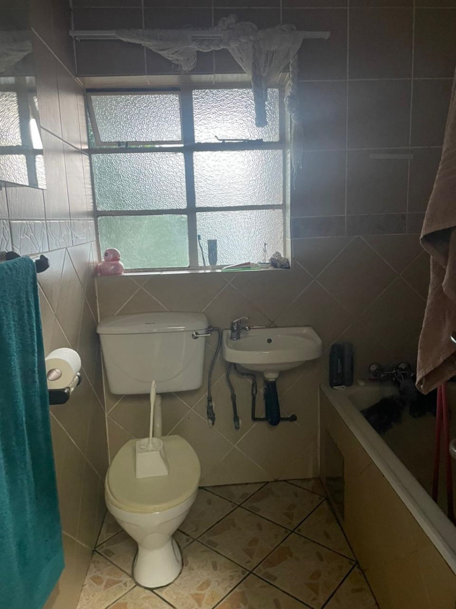 1 Bedroom Property for Sale in Meyerton Central Gauteng