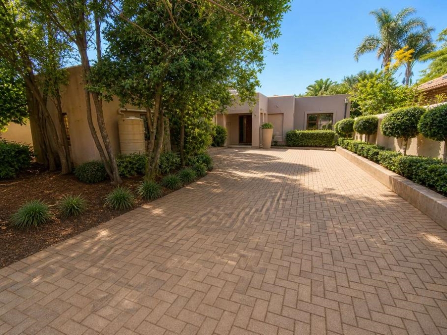 To Let 4 Bedroom Property for Rent in Van Riebeeck Park Gauteng