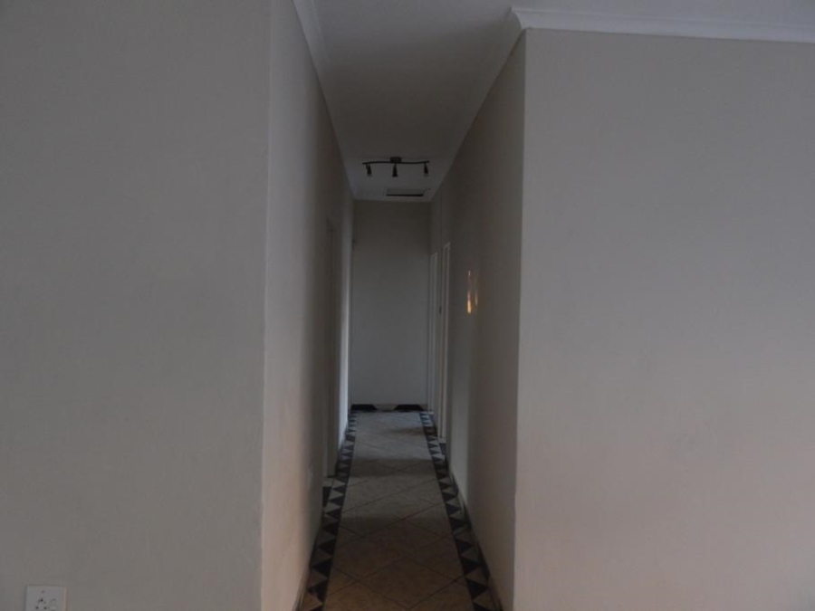 3 Bedroom Property for Sale in Edleen Gauteng