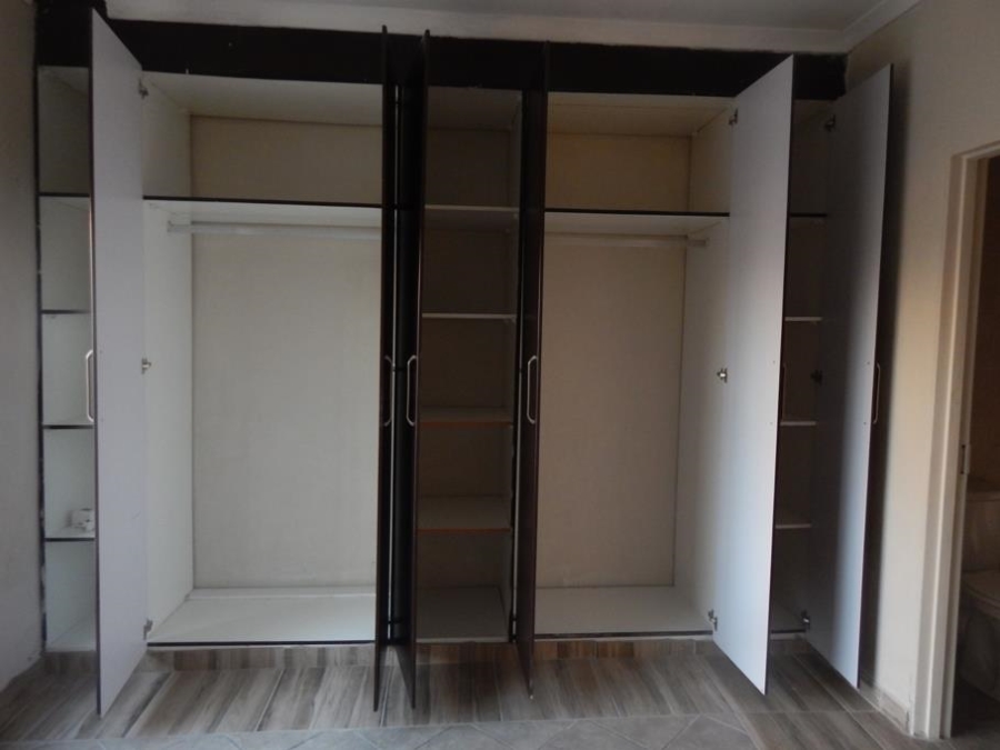 3 Bedroom Property for Sale in Edleen Gauteng