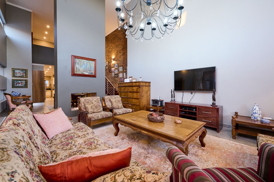 3 Bedroom Property for Sale in Waterfall Country Village Gauteng