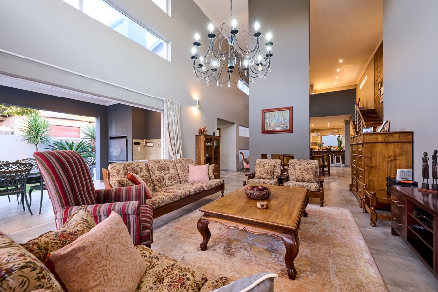 3 Bedroom Property for Sale in Waterfall Country Village Gauteng