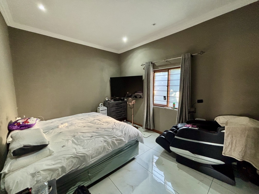 To Let 3 Bedroom Property for Rent in Randpark Gauteng