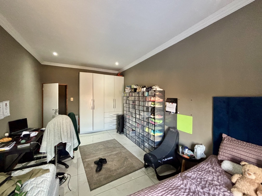 To Let 3 Bedroom Property for Rent in Randpark Gauteng