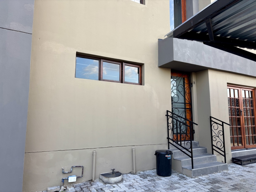 To Let 3 Bedroom Property for Rent in Randpark Gauteng