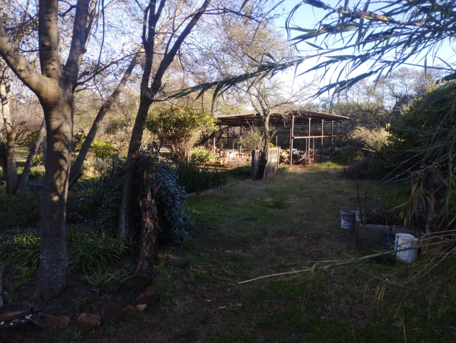 4 Bedroom Property for Sale in Houtkop A H Gauteng