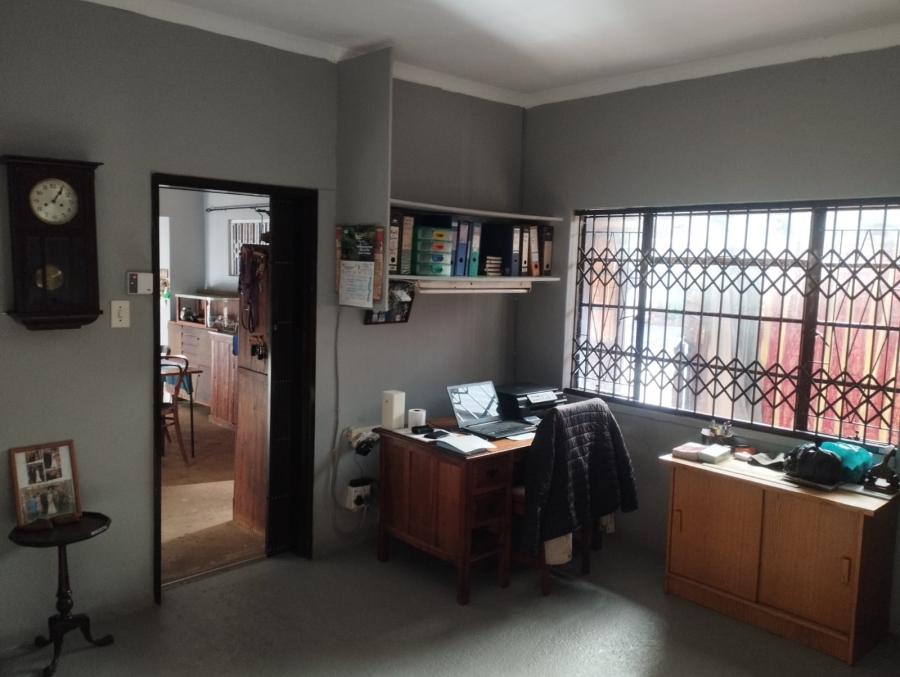 4 Bedroom Property for Sale in Houtkop A H Gauteng