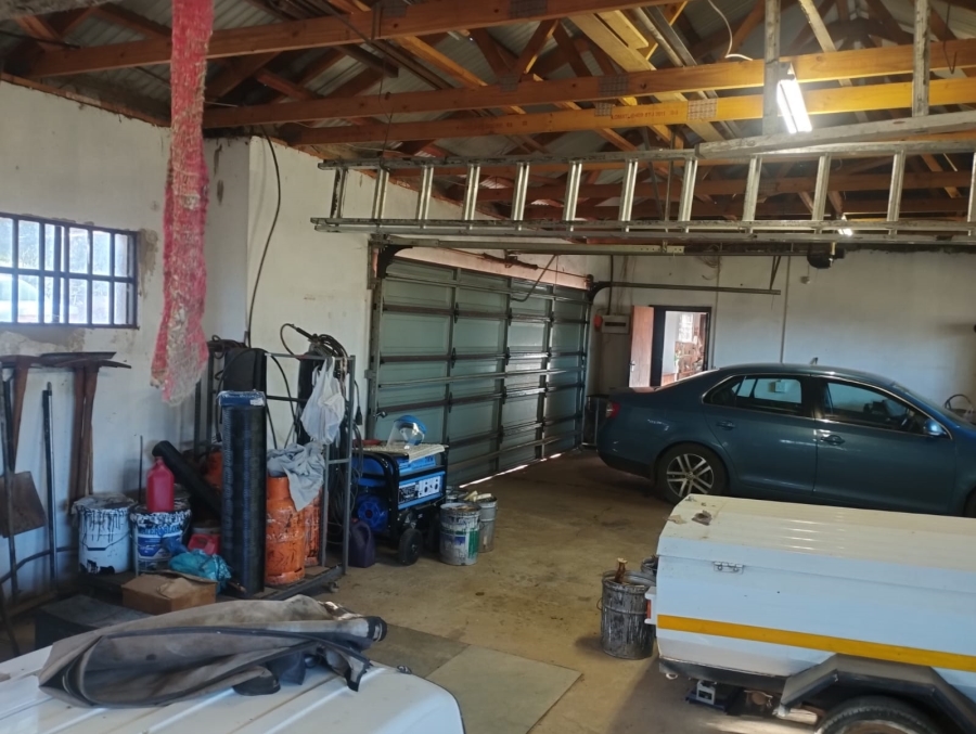 4 Bedroom Property for Sale in Houtkop A H Gauteng