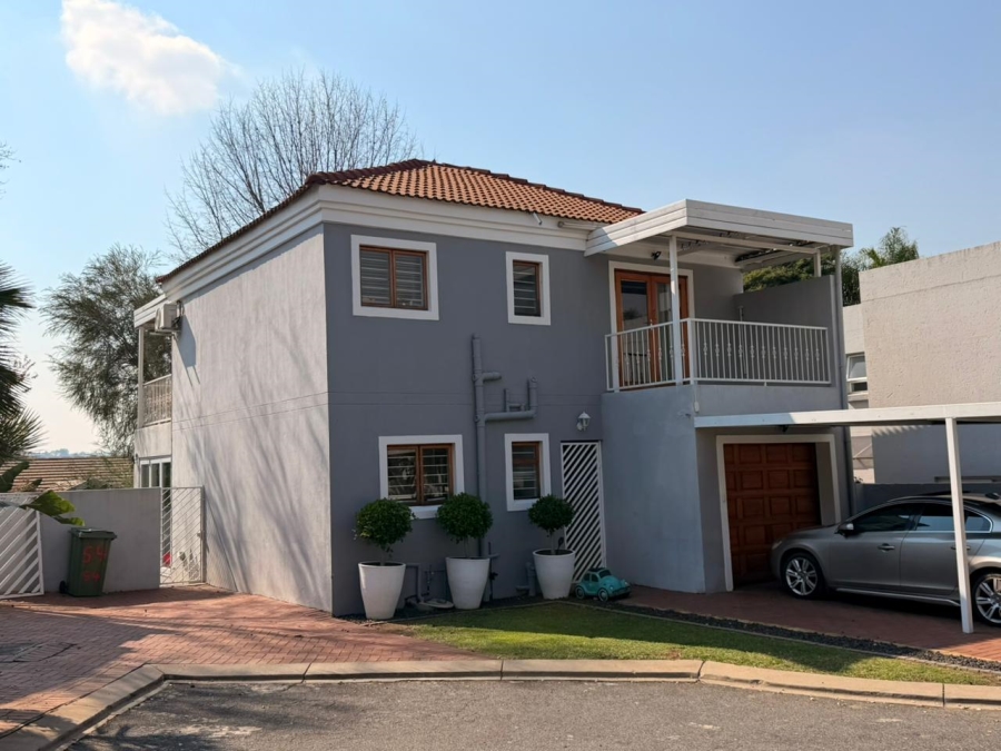 3 Bedroom Property for Sale in Lonehill Gauteng