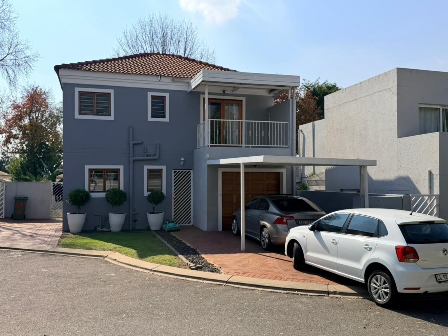 3 Bedroom Property for Sale in Lonehill Gauteng