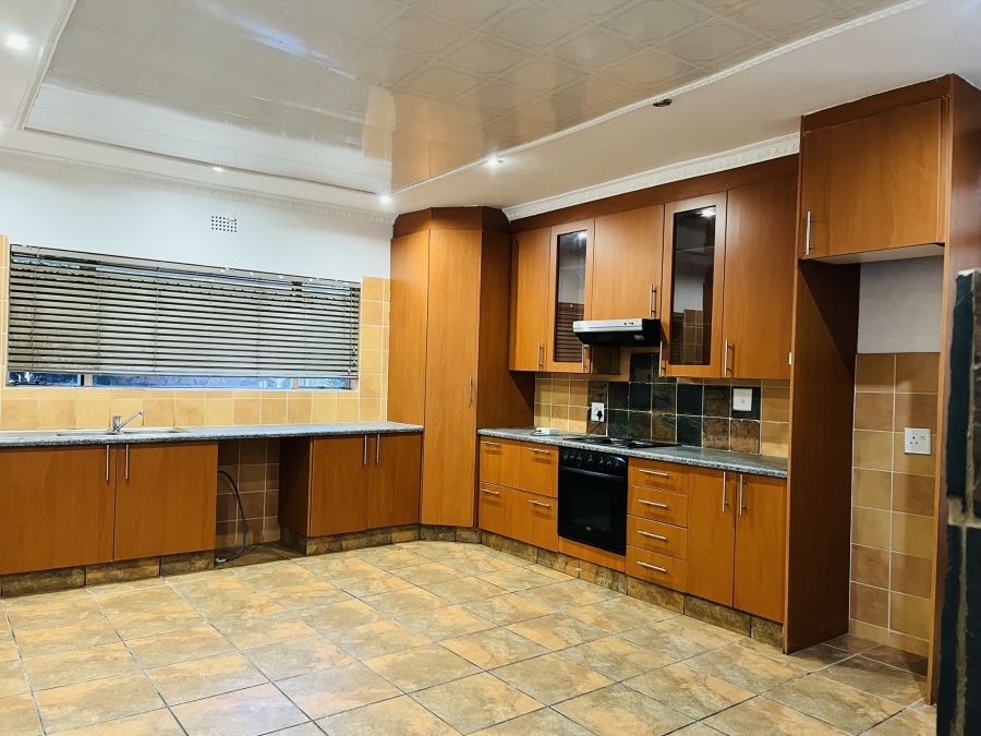 To Let 2 Bedroom Property for Rent in Newlands Gauteng