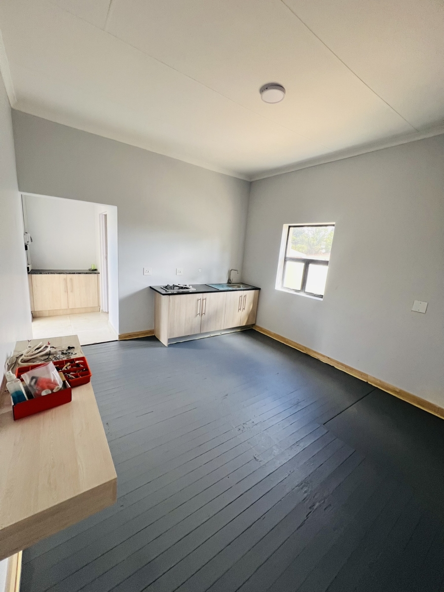 To Let 1 Bedroom Property for Rent in Florida Gauteng