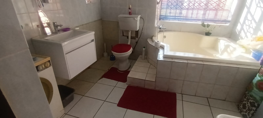 3 Bedroom Property for Sale in Elandspoort Gauteng