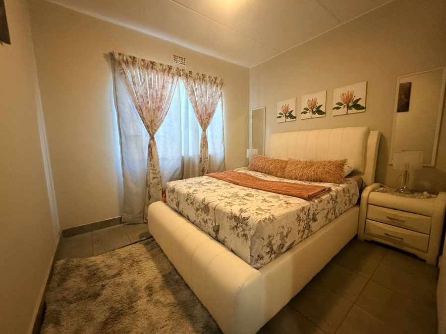 2 Bedroom Property for Sale in Lotus Gardens Gauteng