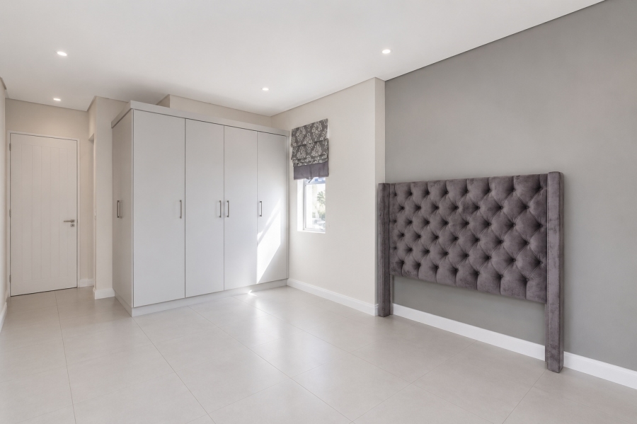 2 Bedroom Property for Sale in Morningside Gauteng
