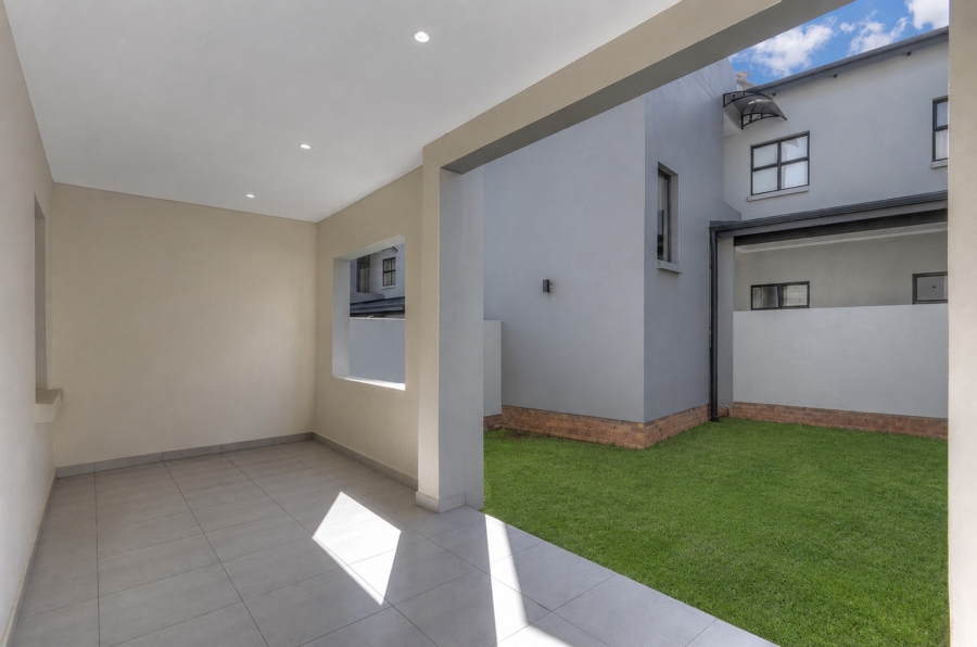 2 Bedroom Property for Sale in Morningside Gauteng