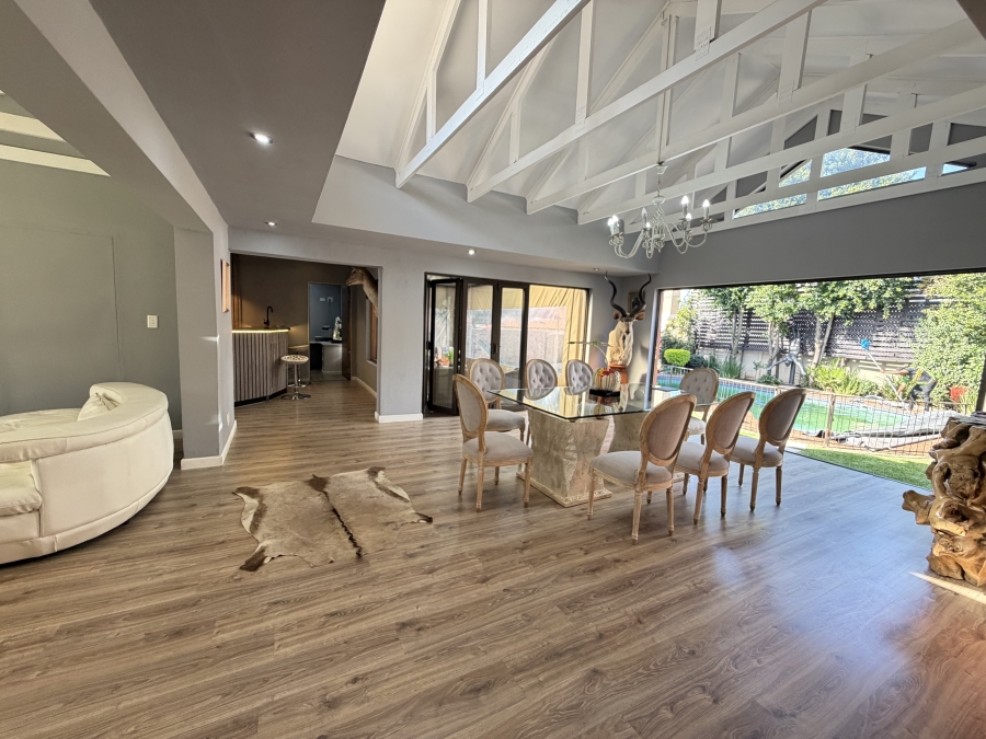 To Let 4 Bedroom Property for Rent in Glenanda Gauteng