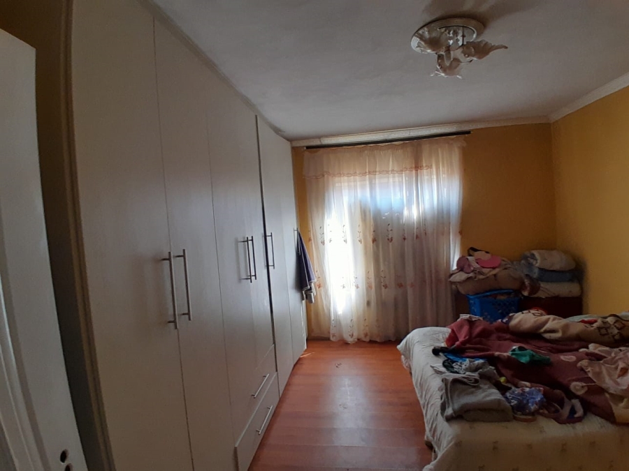 5 Bedroom Property for Sale in Meadowlands Gauteng