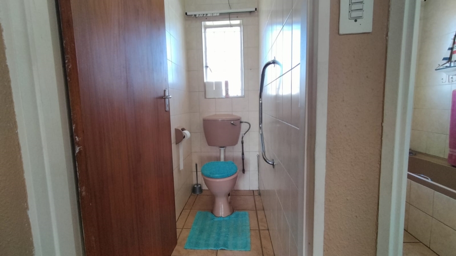 3 Bedroom Property for Sale in Randpoort Gauteng