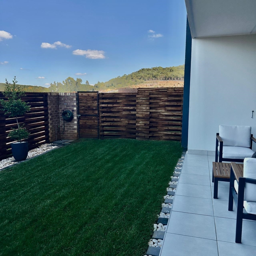 To Let 2 Bedroom Property for Rent in Mulbarton Gauteng