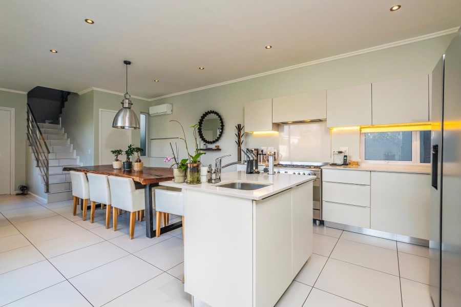 3 Bedroom Property for Sale in Bryanston Gauteng