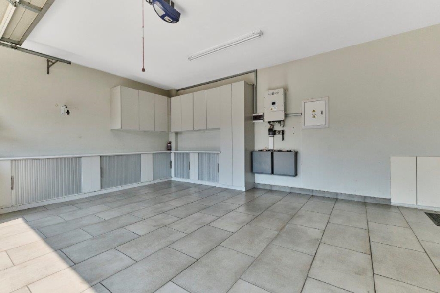 3 Bedroom Property for Sale in Bryanston Gauteng