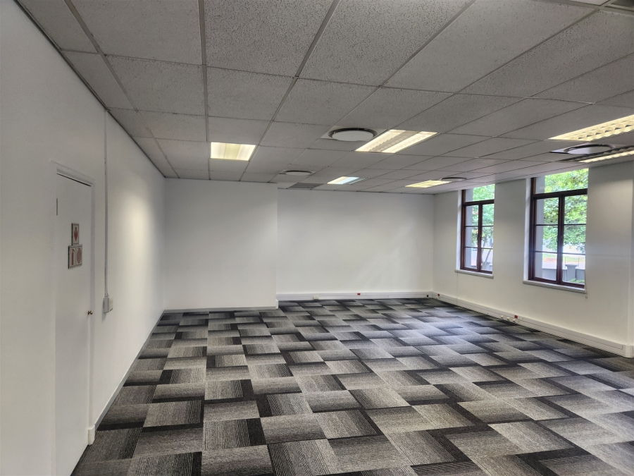 To Let Commercial Property for Rent in Dennehof Gauteng