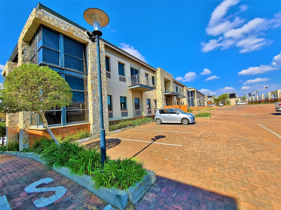 To Let Commercial Property for Rent in Fourways Gauteng