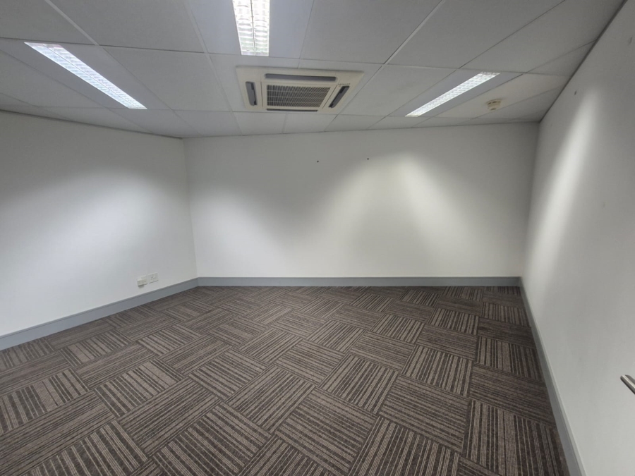 To Let Commercial Property for Rent in Die Hoewes Gauteng