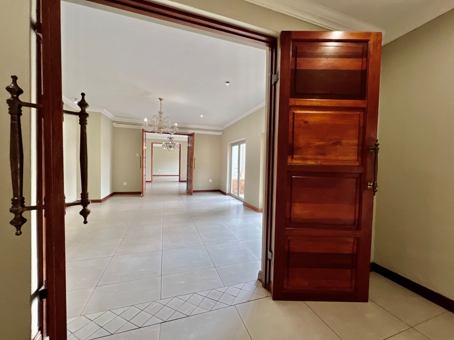 4 Bedroom Property for Sale in Muckleneuk Gauteng