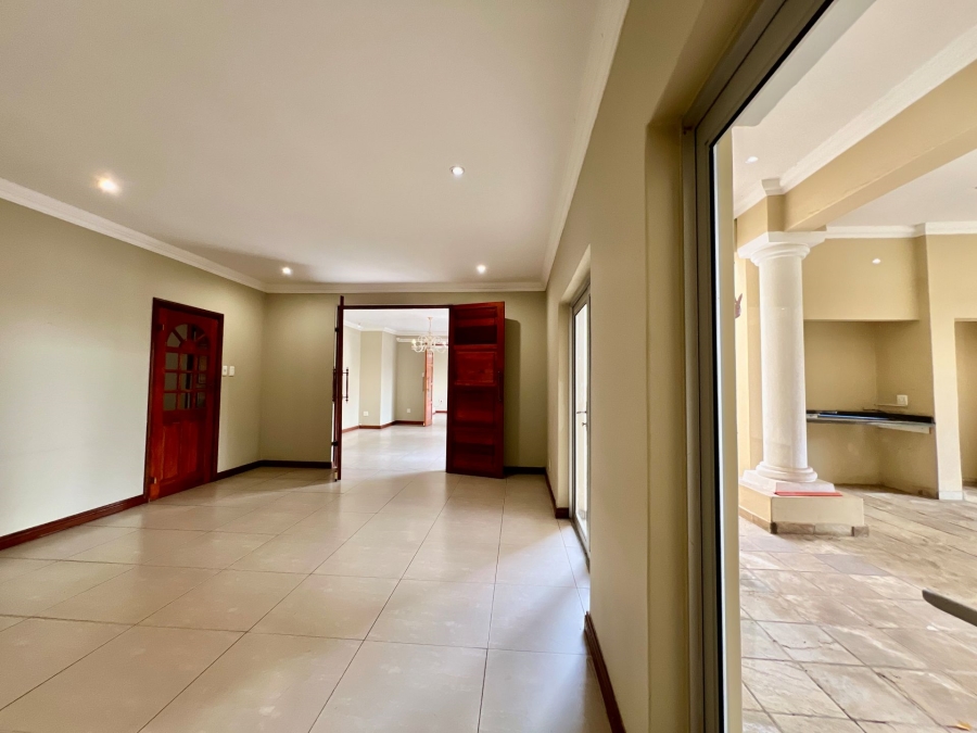 4 Bedroom Property for Sale in Muckleneuk Gauteng