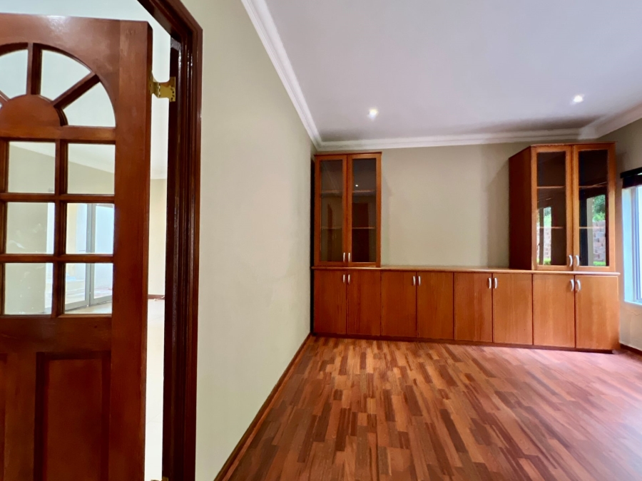 4 Bedroom Property for Sale in Muckleneuk Gauteng