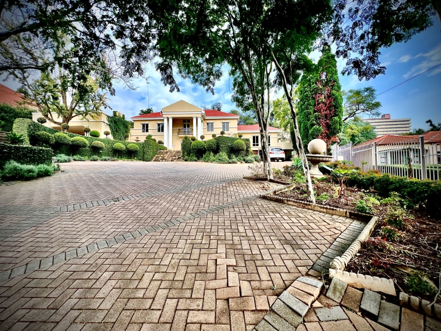 4 Bedroom Property for Sale in Muckleneuk Gauteng