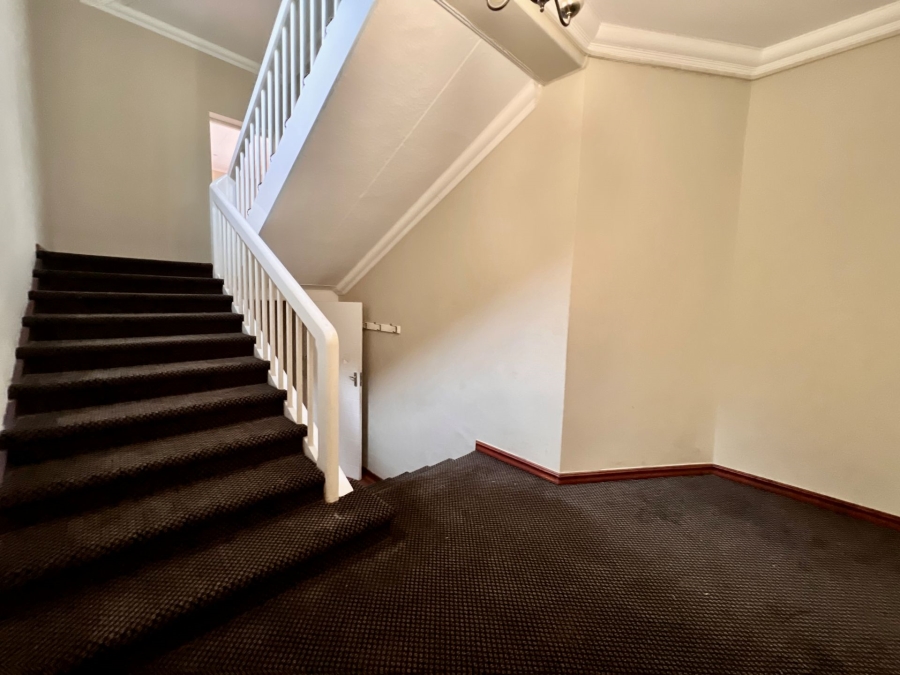 4 Bedroom Property for Sale in Muckleneuk Gauteng