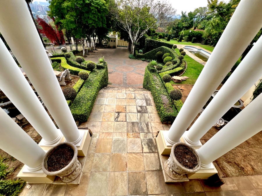4 Bedroom Property for Sale in Muckleneuk Gauteng