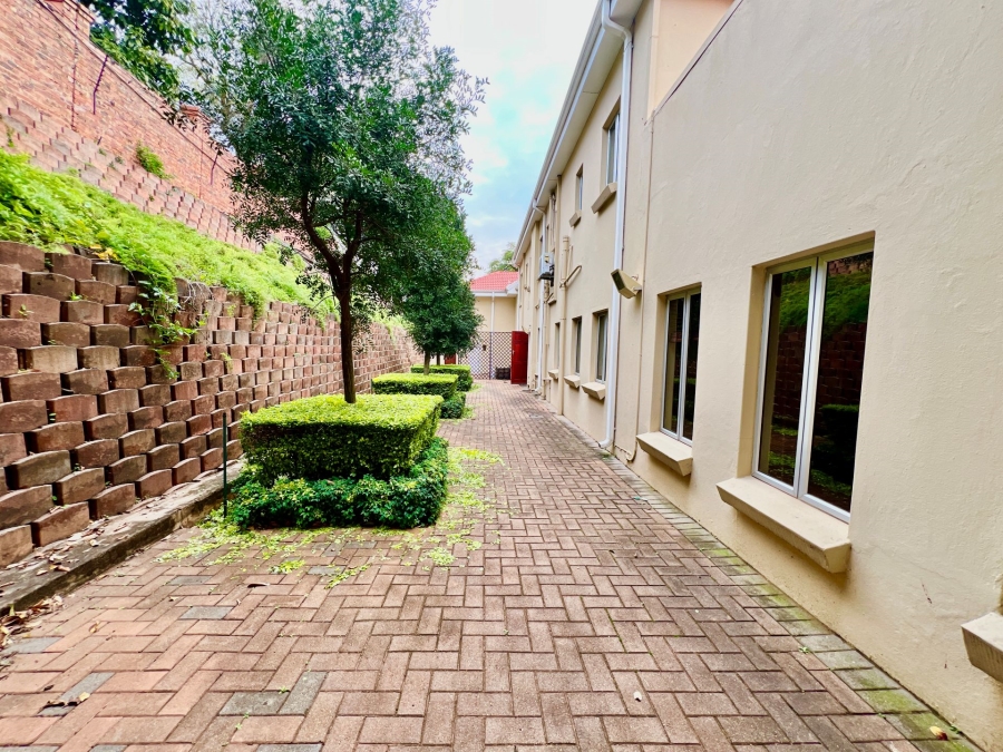 4 Bedroom Property for Sale in Muckleneuk Gauteng