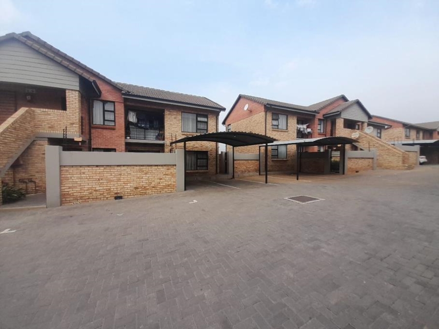 2 Bedroom Property for Sale in Meyersdal Gauteng