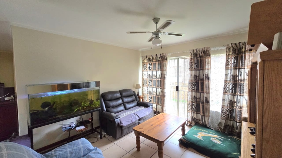 2 Bedroom Property for Sale in The Reeds Gauteng