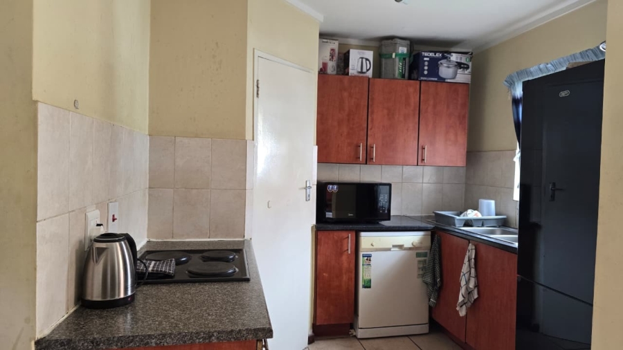 2 Bedroom Property for Sale in The Reeds Gauteng