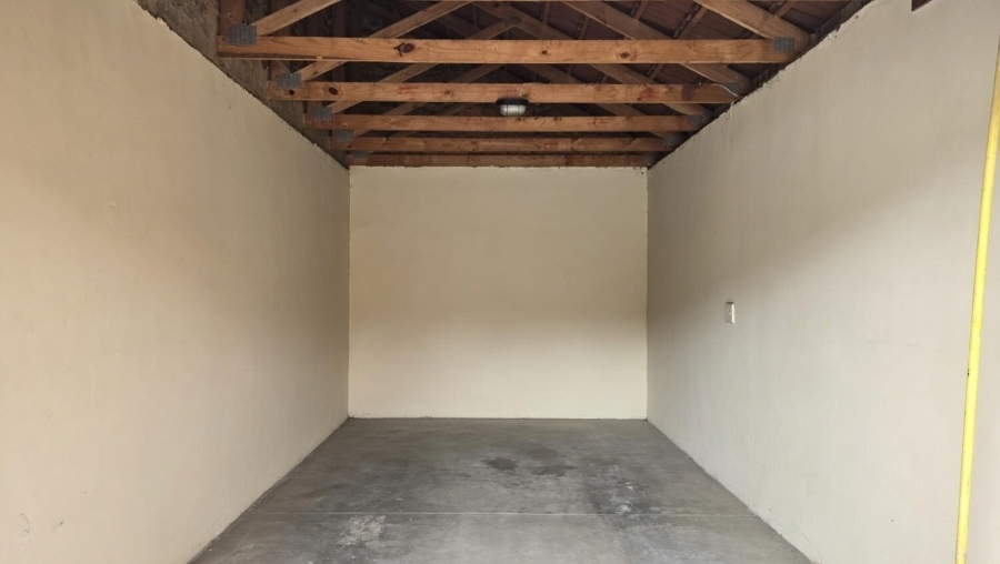 2 Bedroom Property for Sale in The Reeds Gauteng