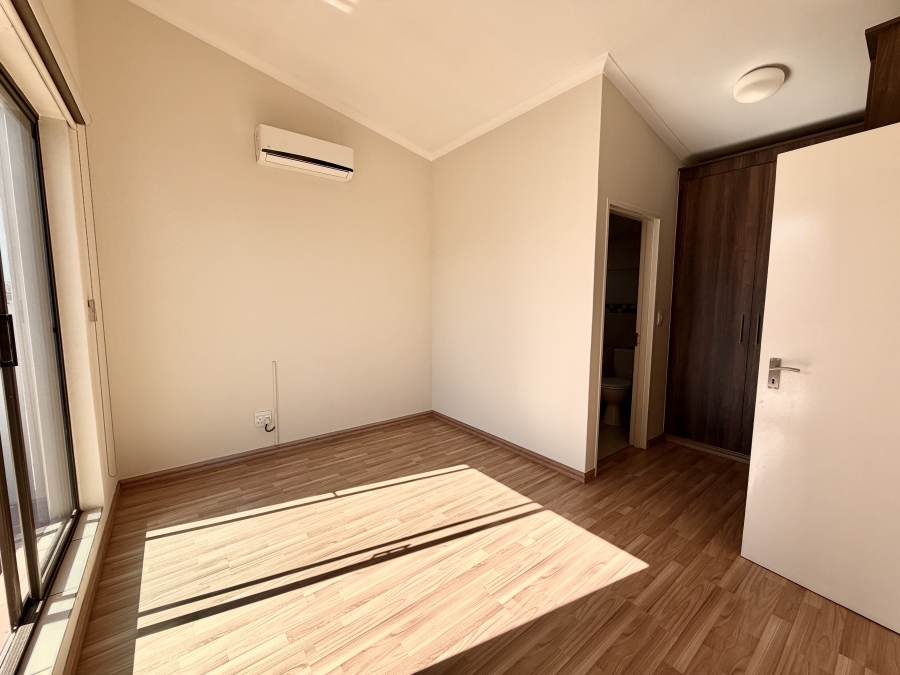 4 Bedroom Property for Sale in Barbeque Downs Gauteng