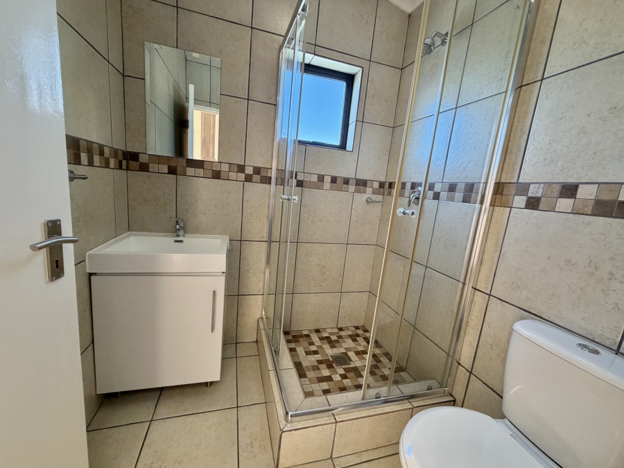 4 Bedroom Property for Sale in Barbeque Downs Gauteng